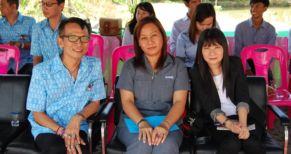 พิธีไหว้ครูและมอบทุนการศึกษา ณ วิทยาลัยเทคนิคสมุทรสาคร