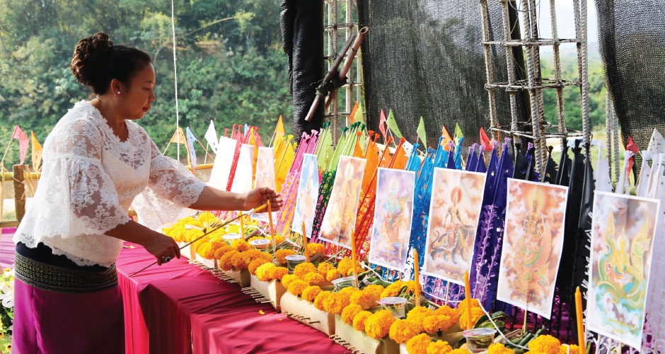 คณะศรัทธาวัดพระธาตุน้ำต้อง พระธาตุเกตุแก้วจุฬามณี (บ่อน้ำพุเย็น)