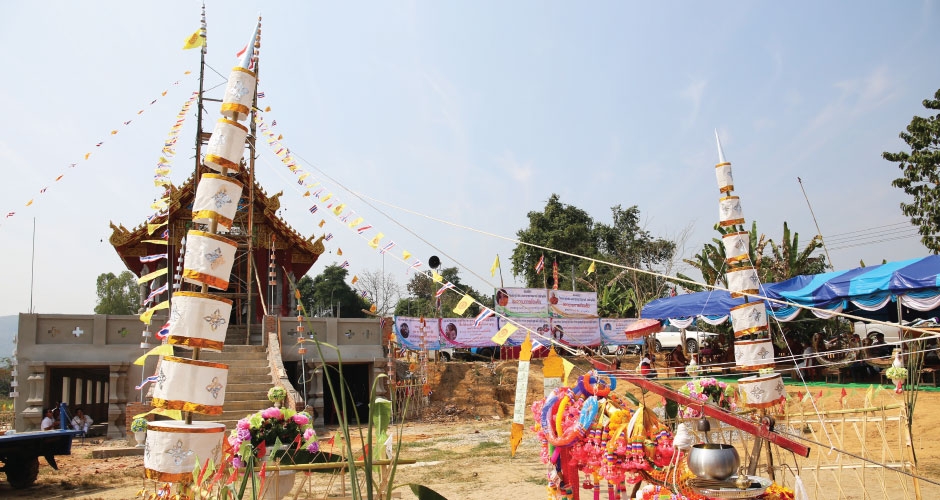 คณะศรัทธาวัดพระธาตุน้ำต้อง พระธาตุเกตุแก้วจุฬามณี (บ่อน้ำพุเย็น)