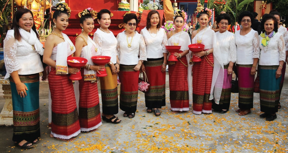 คณะศรัทธาวัดพระธาตุน้ำต้อง พระธาตุเกตุแก้วจุฬามณี (บ่อน้ำพุเย็น)